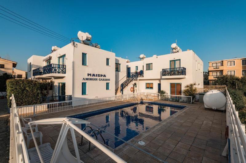 Central Gem - 10 Min Walk To The Sea, Harbor And Mall Apartment Paphos Luaran gambar
