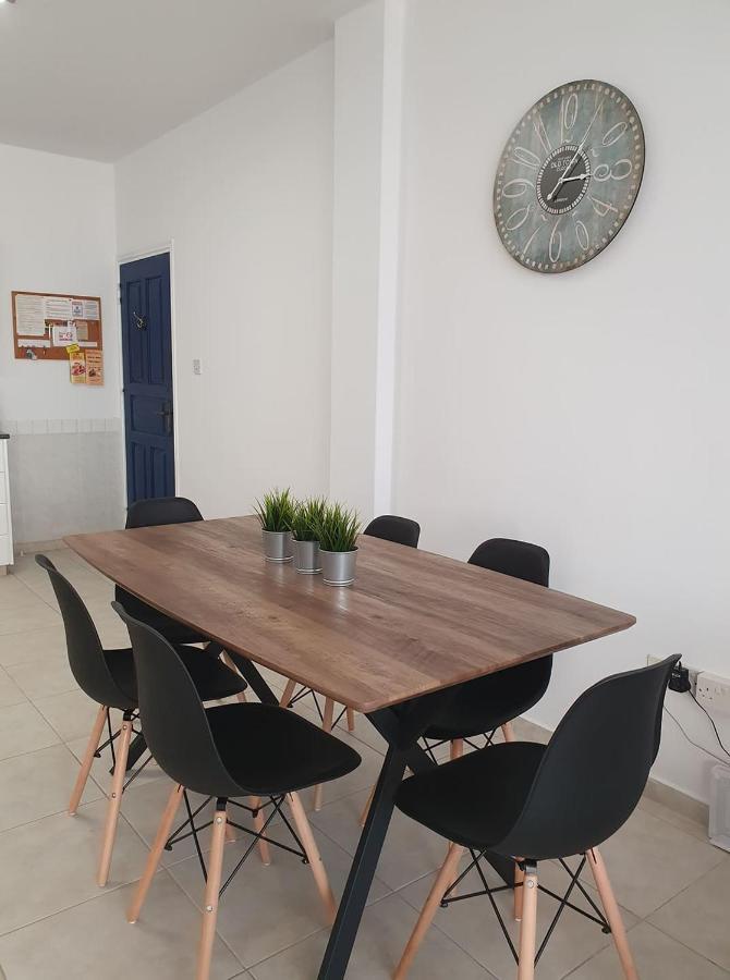 Central Gem - 10 Min Walk To The Sea, Harbor And Mall Apartment Paphos Luaran gambar